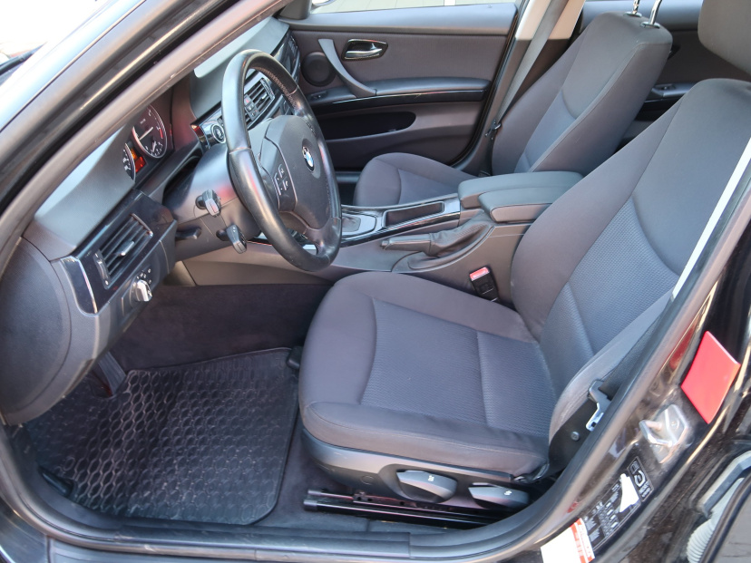 BMW 3, 2010