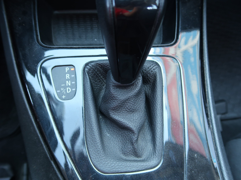BMW 3, 2010