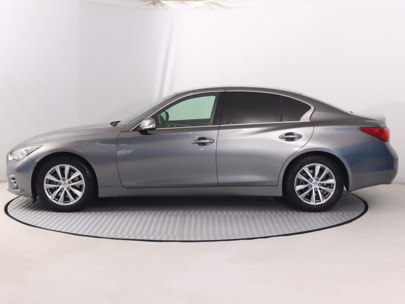 Infiniti Q50, 2016