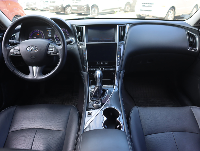 Infiniti Q50, 2016