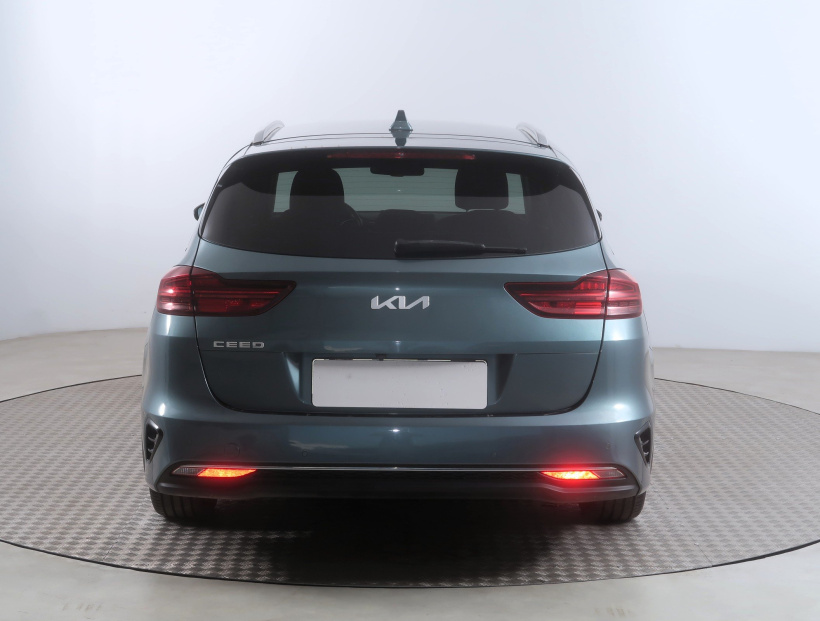 Kia Ceed, 2022