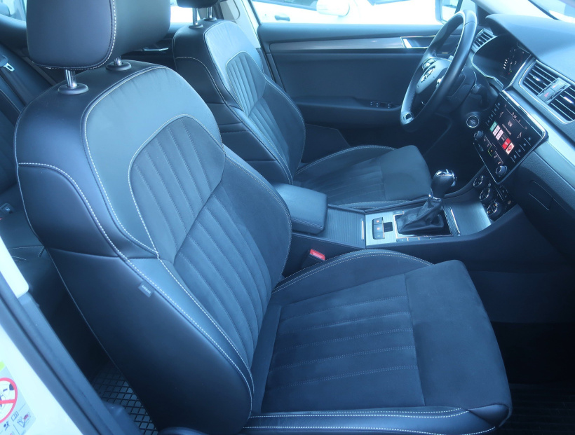 Škoda Superb, 2023
