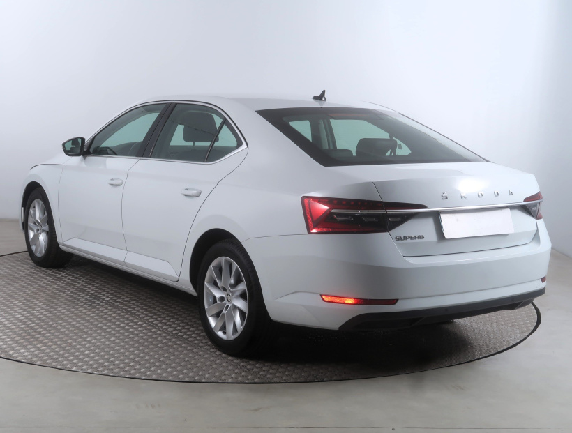 Škoda Superb, 2023