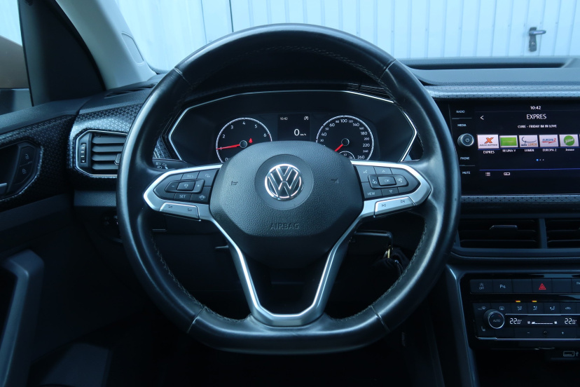 Volkswagen T-Cross, 2019