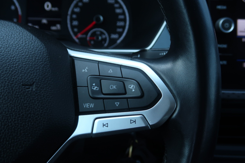 Volkswagen T-Cross, 2019
