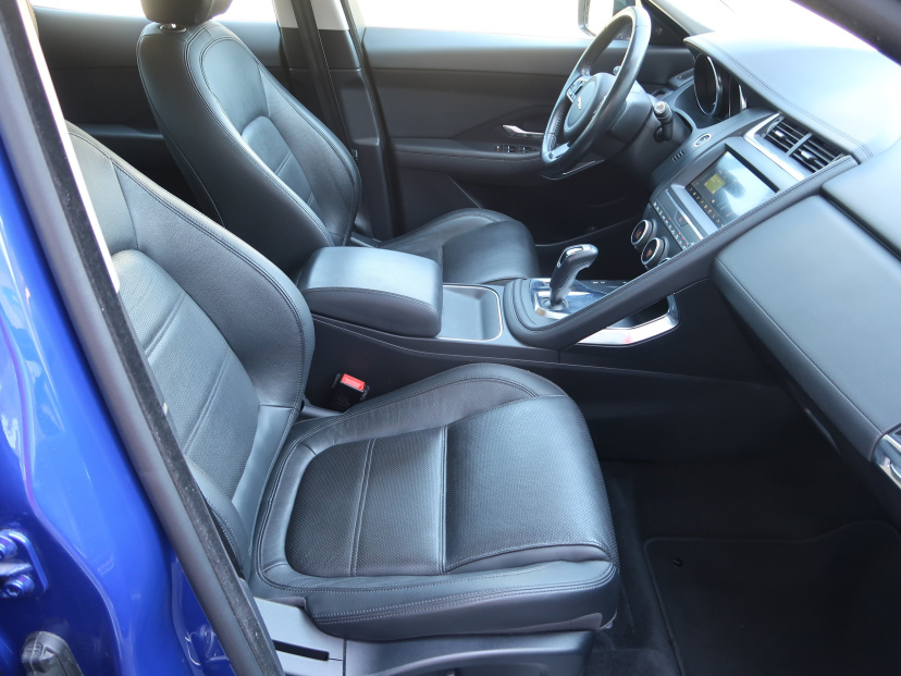 Jaguar E-Pace, 2019