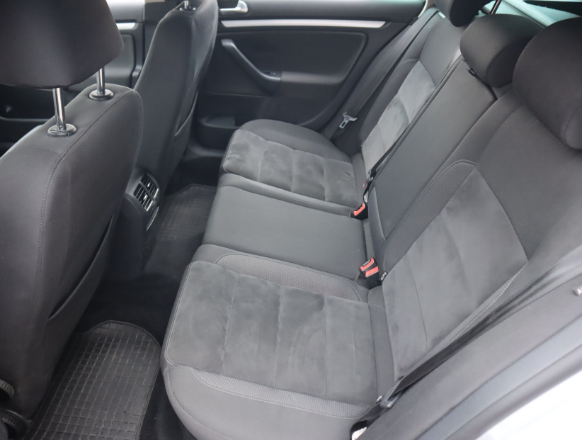 Volkswagen Golf, 2012