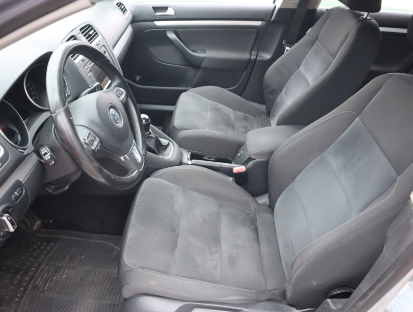 Volkswagen Golf, 2012