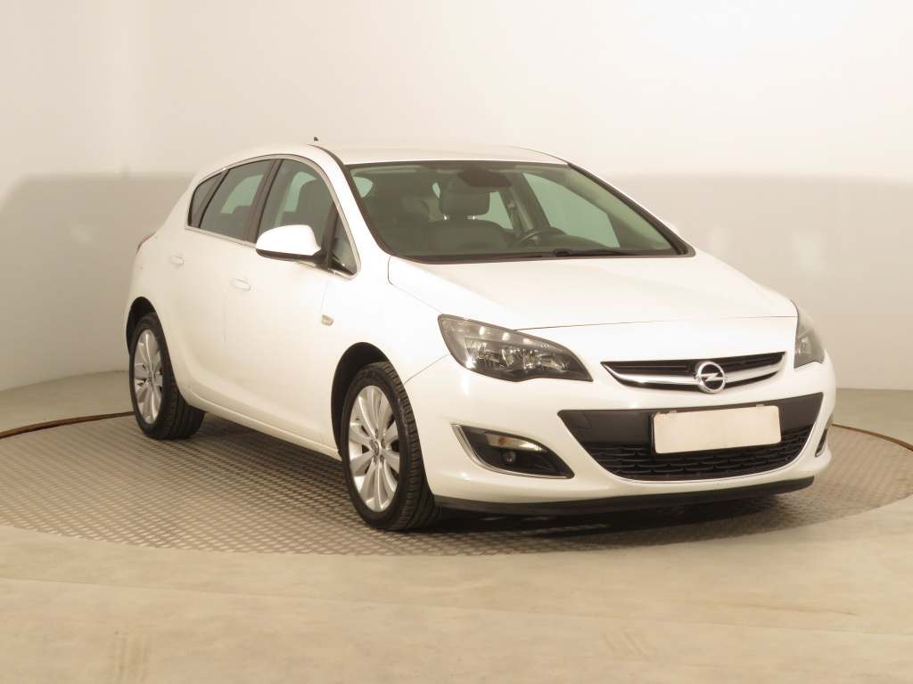 Opel Astra, 2015