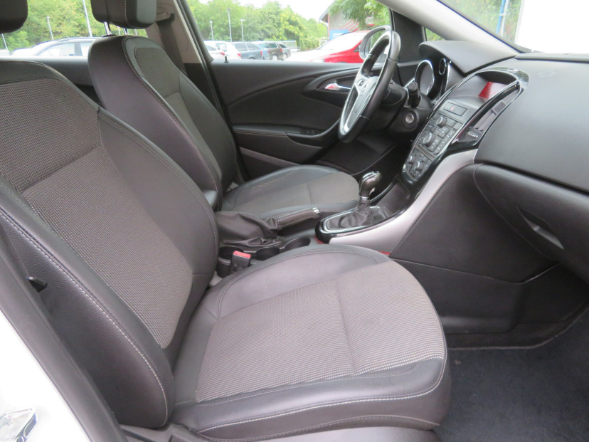 Opel Astra, 2015