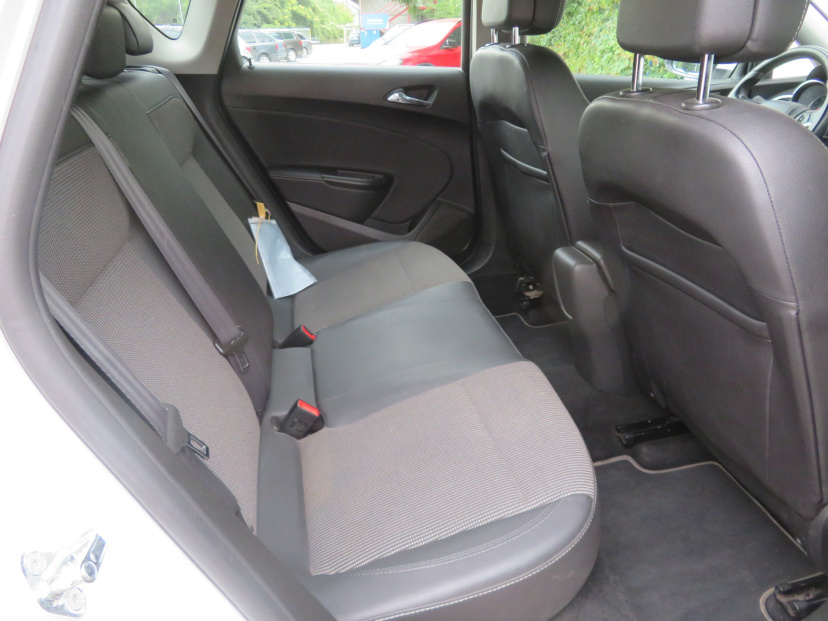 Opel Astra, 2015