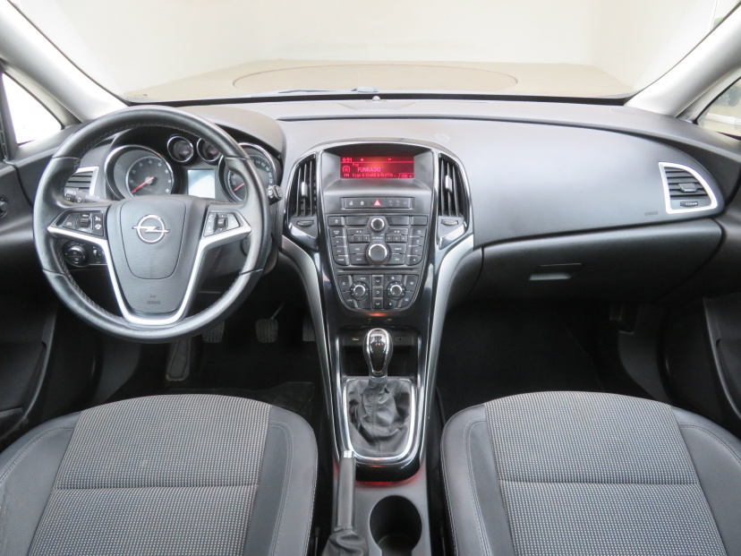 Opel Astra, 2015