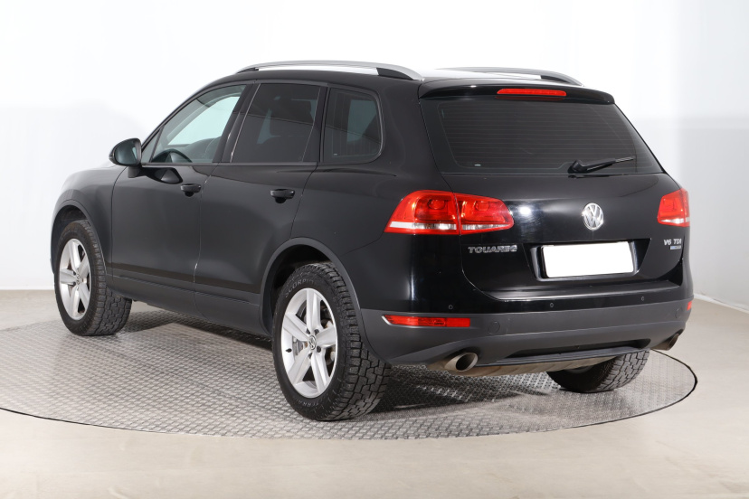 Volkswagen Touareg, 2014