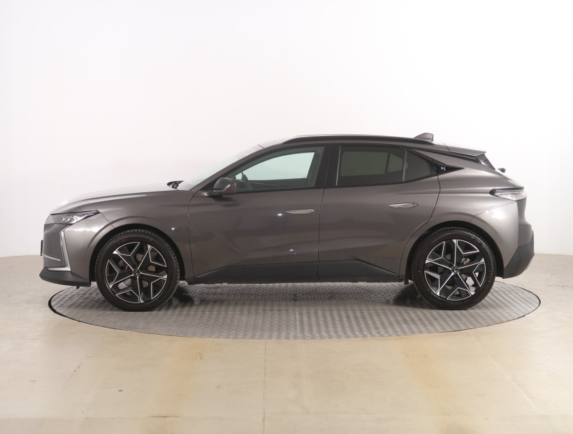 DS 4, 2023