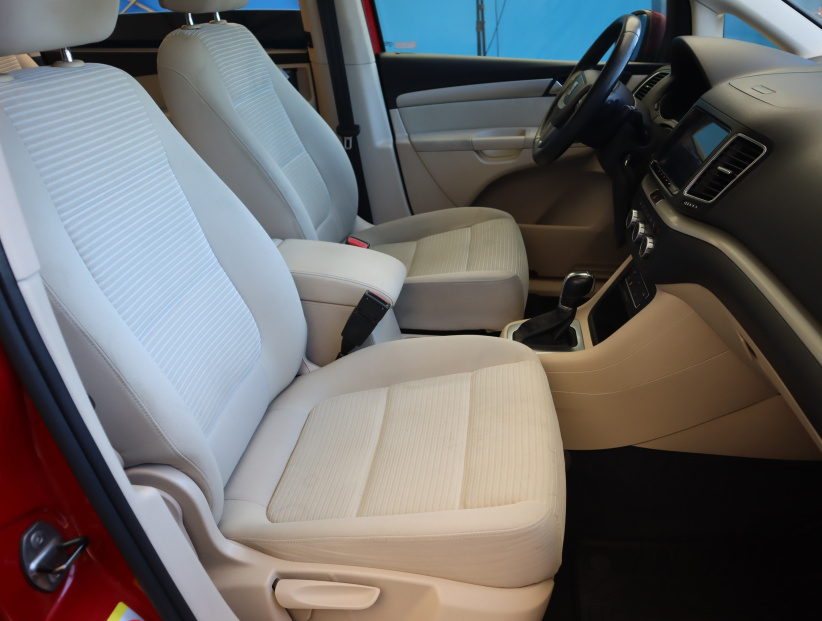 Seat Alhambra, 2013