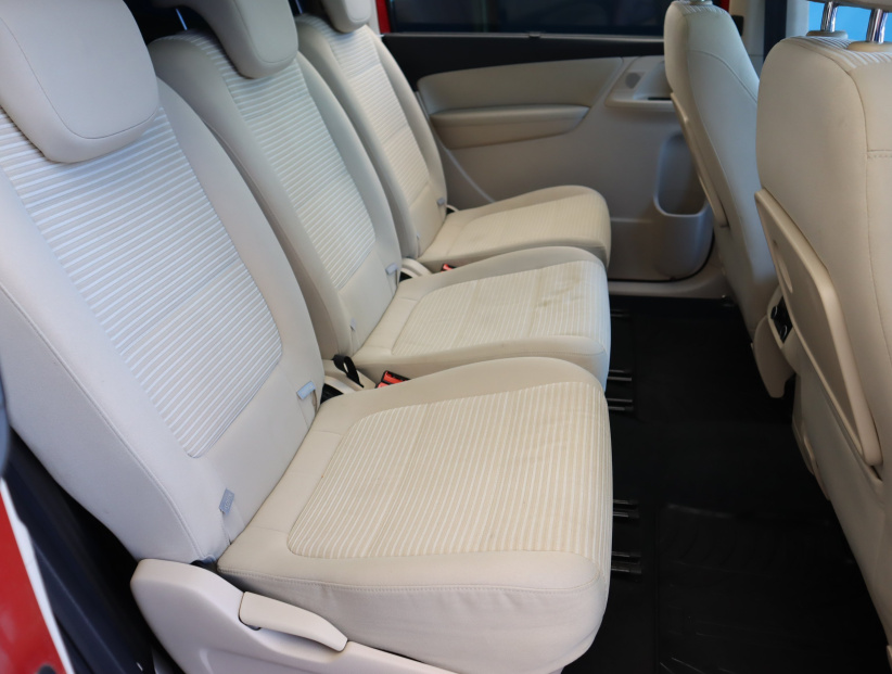 Seat Alhambra, 2013