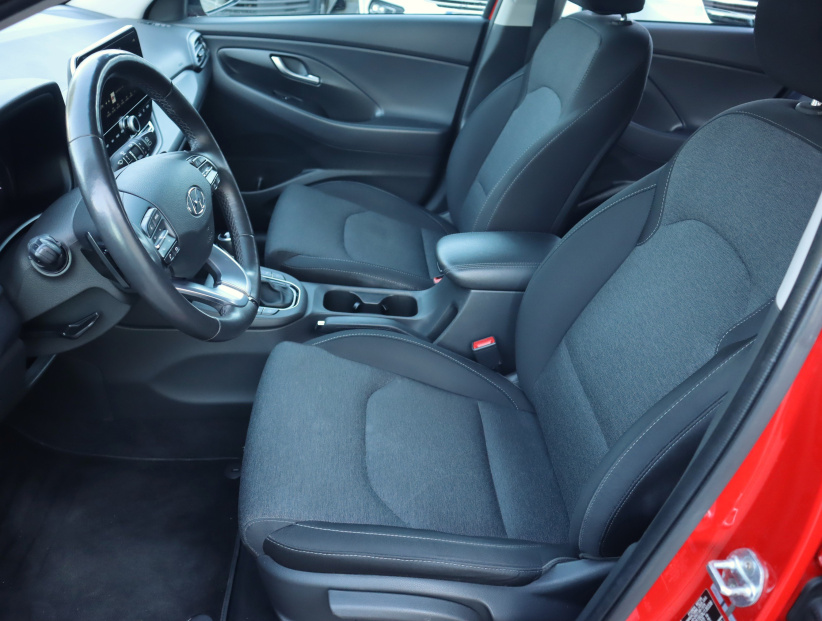 Hyundai i30, 2023