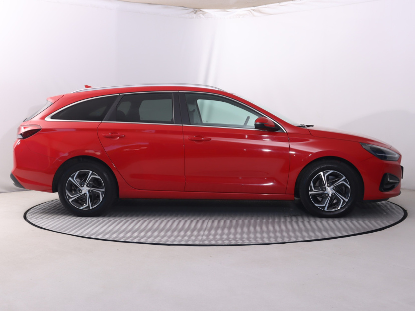 Hyundai i30, 2023