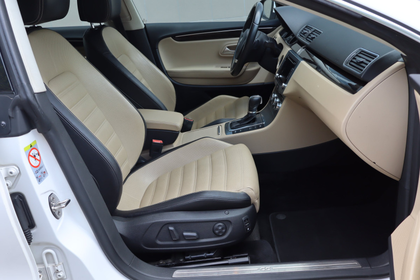Volkswagen CC, 2013