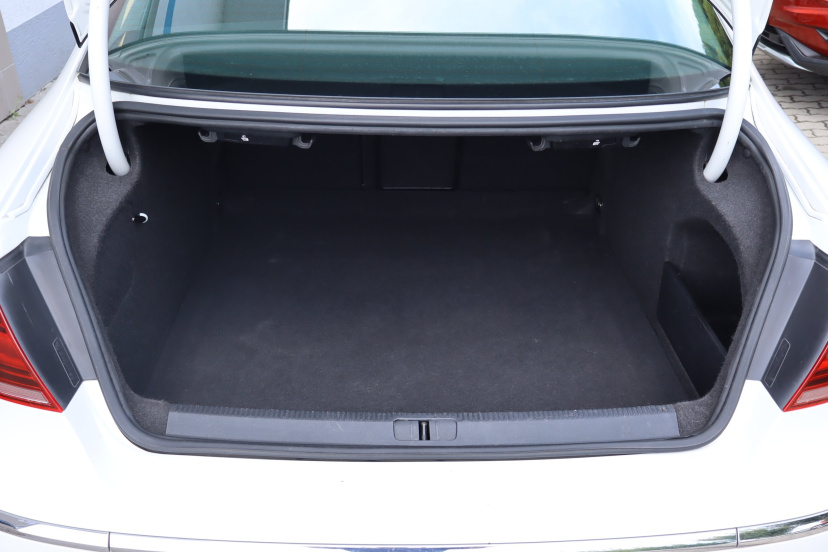 Volkswagen CC, 2013