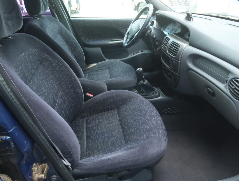 Renault Megane, 2001