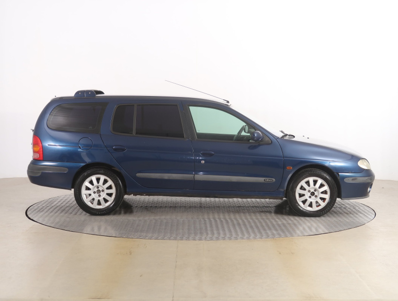 Renault Megane, 2001