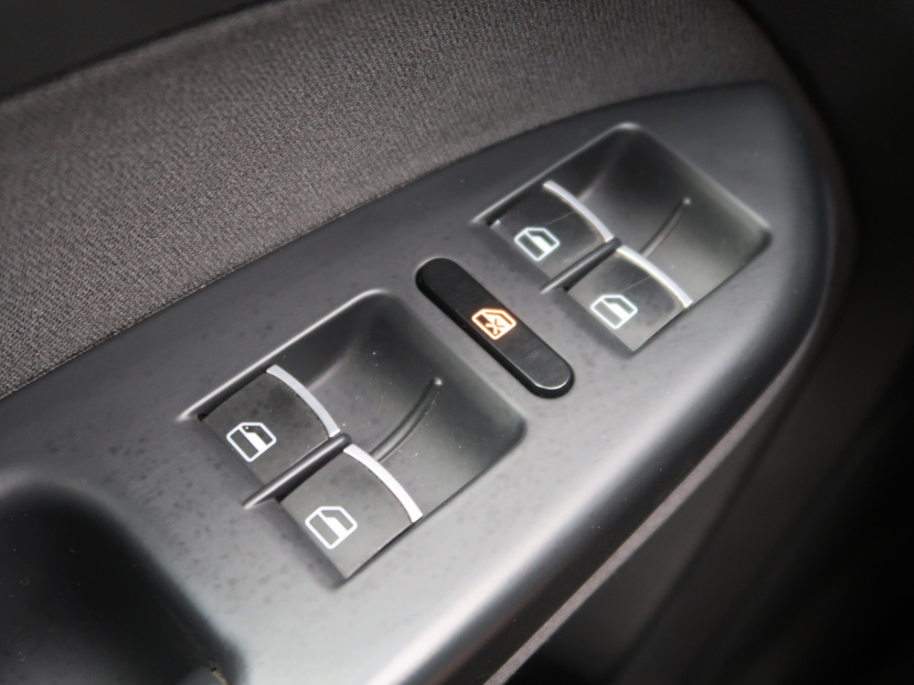 Volkswagen Touran, 2010