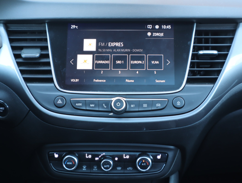Opel Crossland, 2017