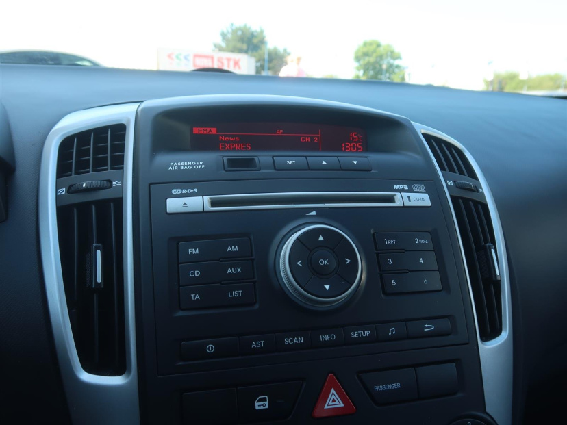Kia Ceed, 2011