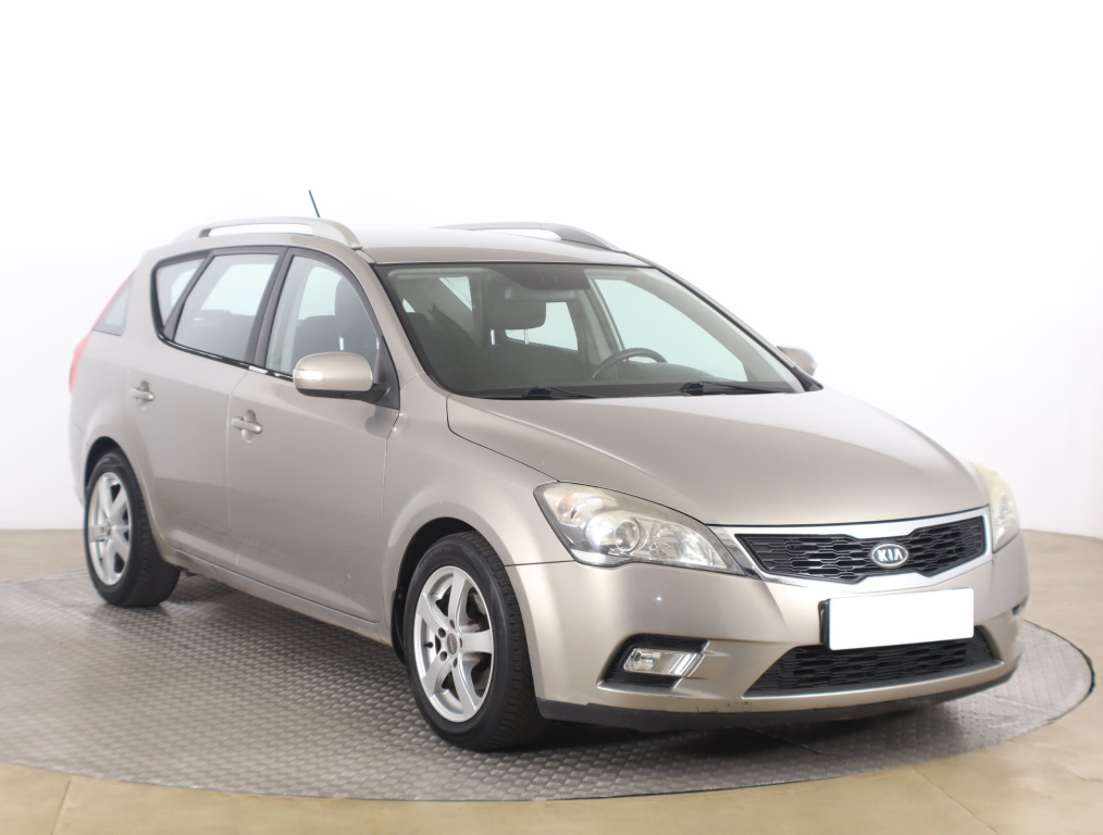 Kia Ceed, 2010
