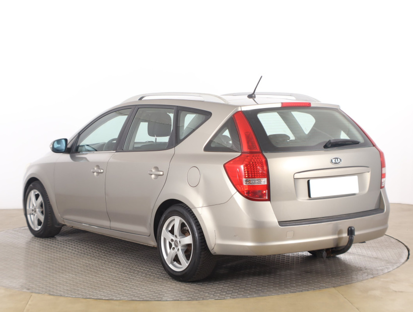 Kia Ceed, 2010