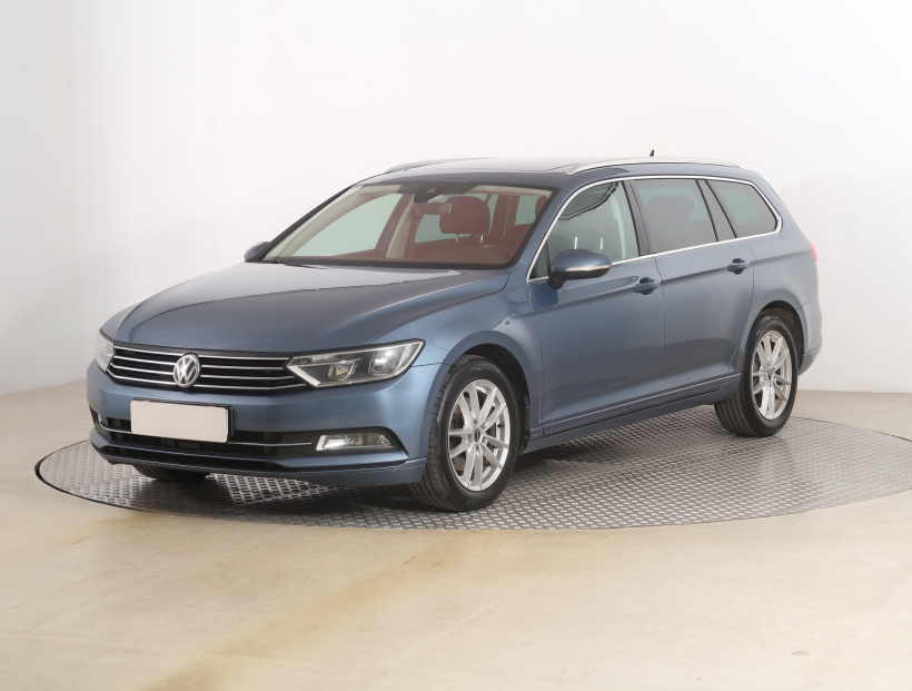 Volkswagen Passat, 2015