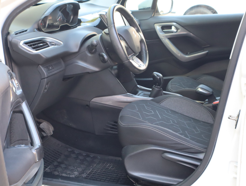 Peugeot 2008, 2016