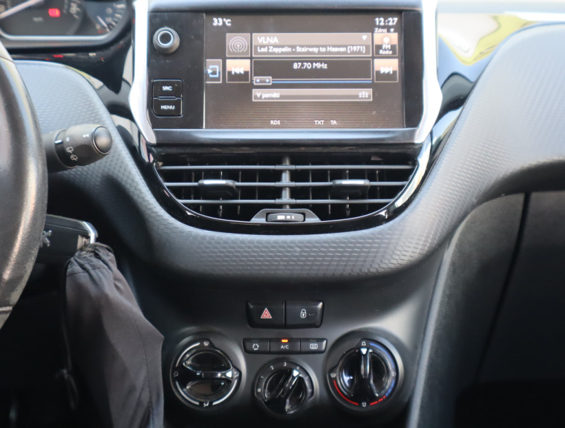 Peugeot 2008, 2016
