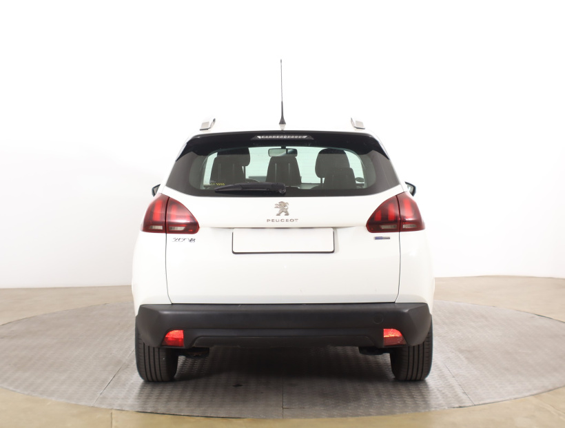 Peugeot 2008, 2016