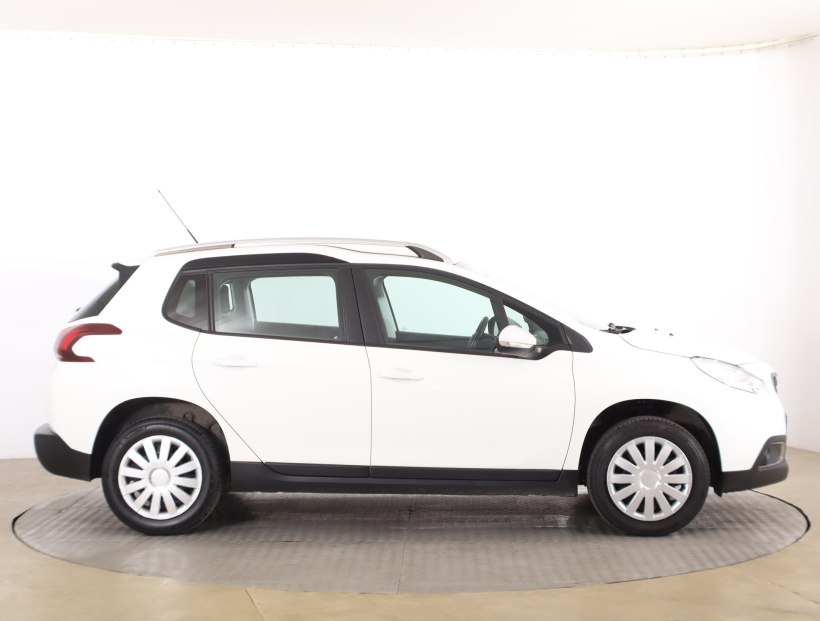 Peugeot 2008, 2016
