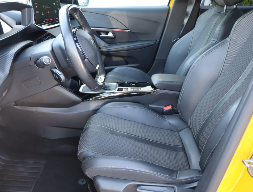 Peugeot 208, 2020