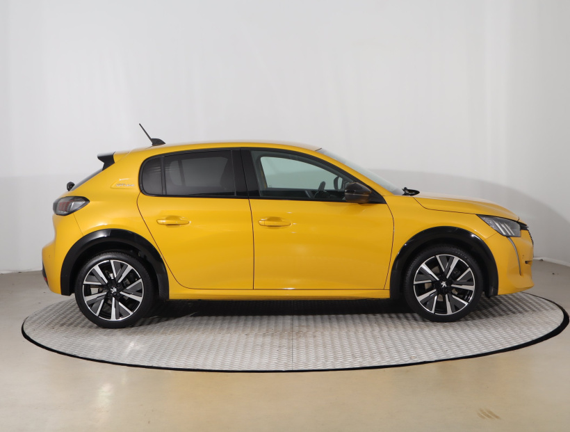 Peugeot 208, 2020