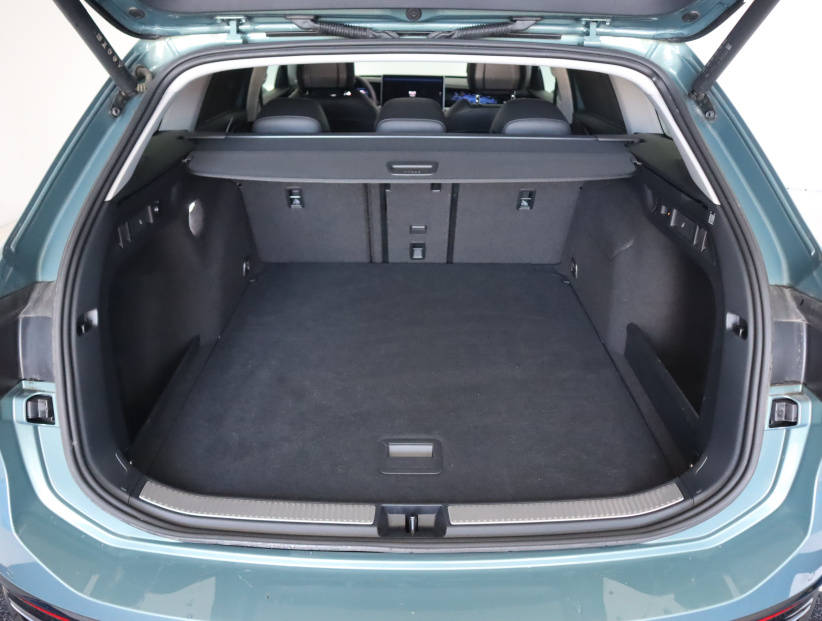 Volkswagen Passat, 2025