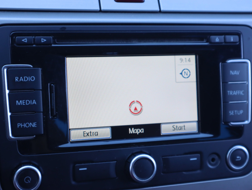 Volkswagen Passat, 2010