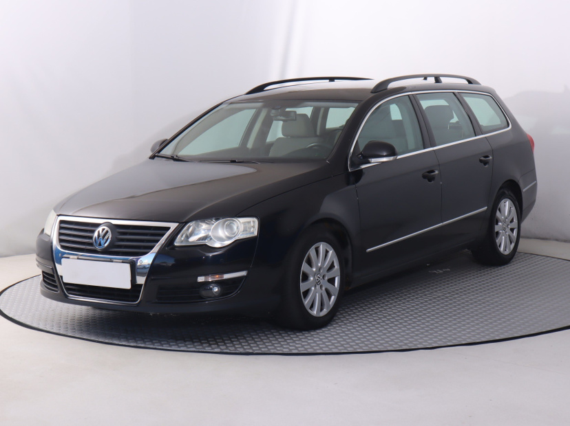 Volkswagen Passat, 2010