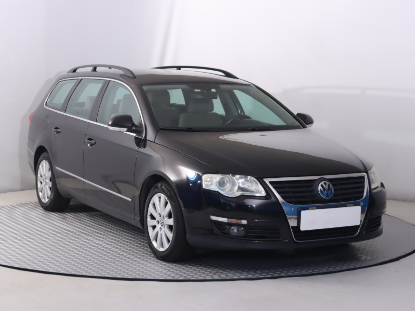 Volkswagen Passat, 2010