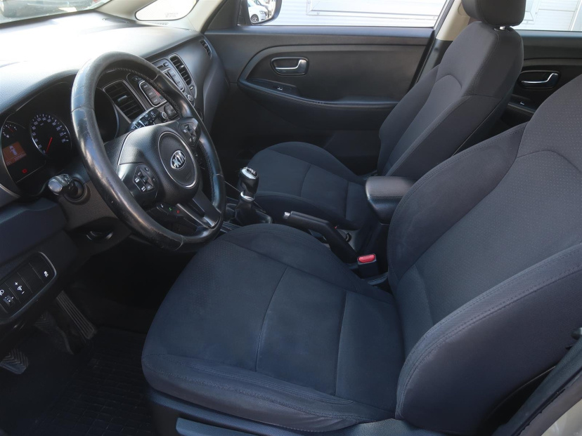 Kia Carens, 2015