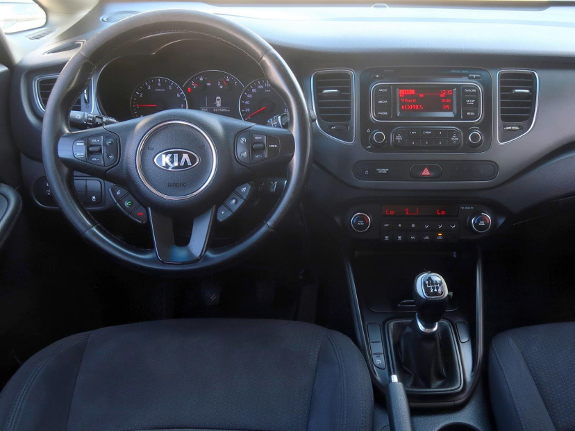 Kia Carens, 2015