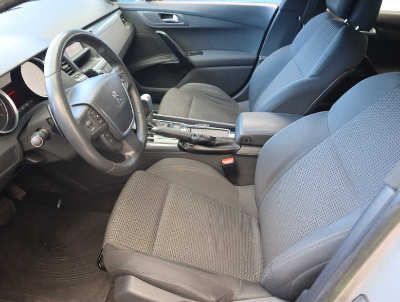 Peugeot 508, 2012