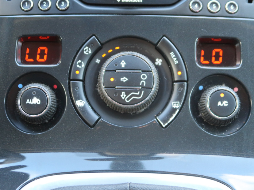 Peugeot 5008, 2013