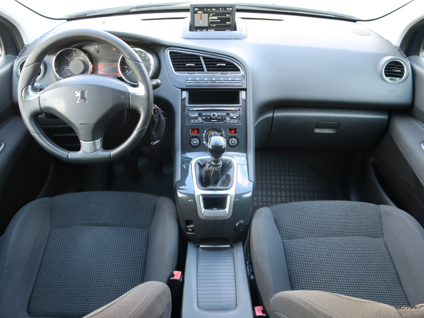 Peugeot 5008, 2013