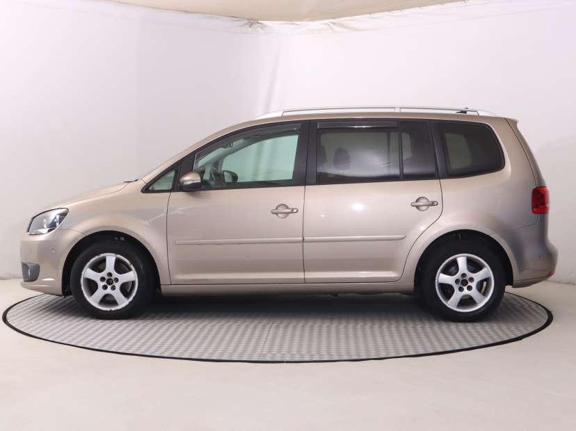 Volkswagen Touran, 2015