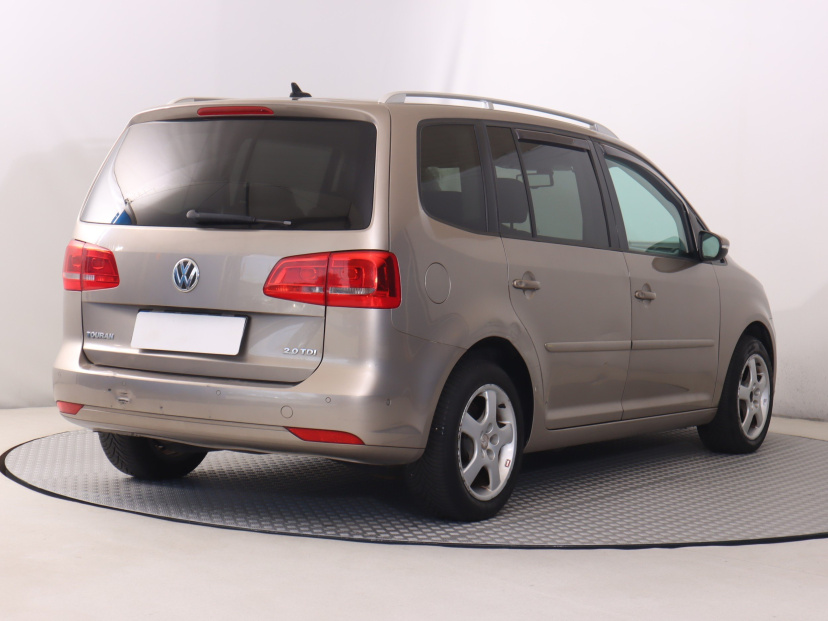 Volkswagen Touran, 2015