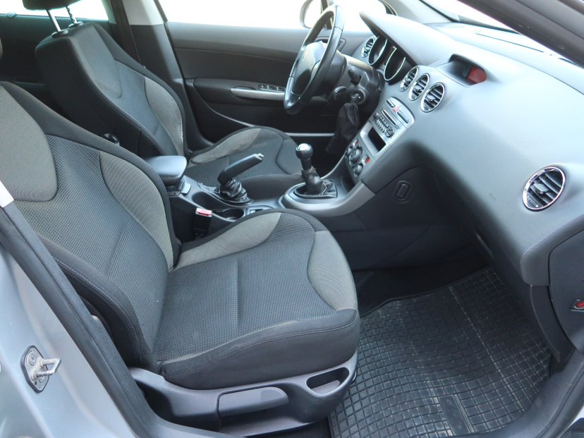 Peugeot 308, 2012